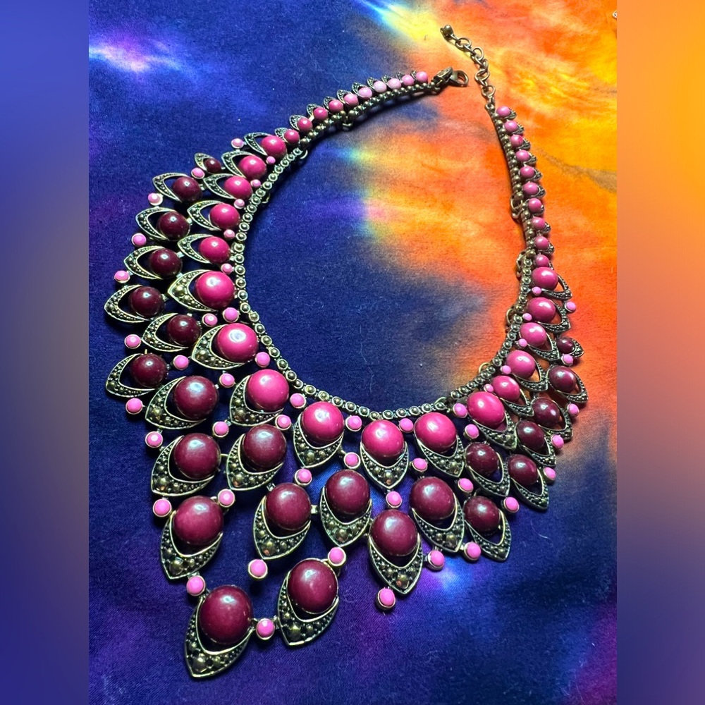 Charming Charlie vintage statement necklace pink